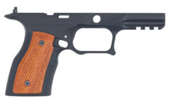 Alternative view of SHARPS GRIP FOR ECHELON BLK/CHERRY